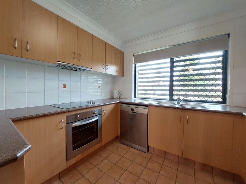 12/13-15 Johnston Street, Southport QLD 4215