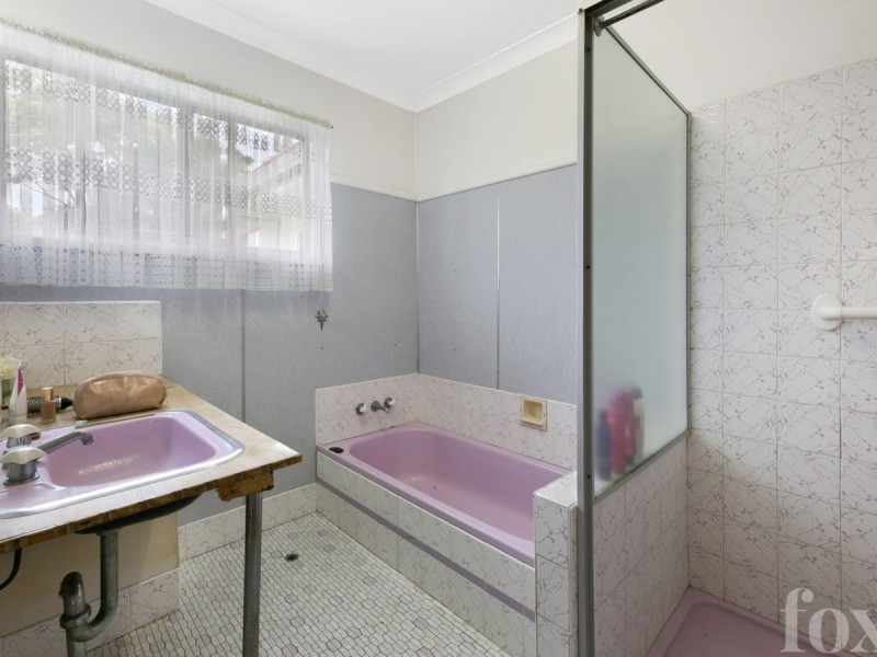 85 Robert Street, Labrador QLD 4215