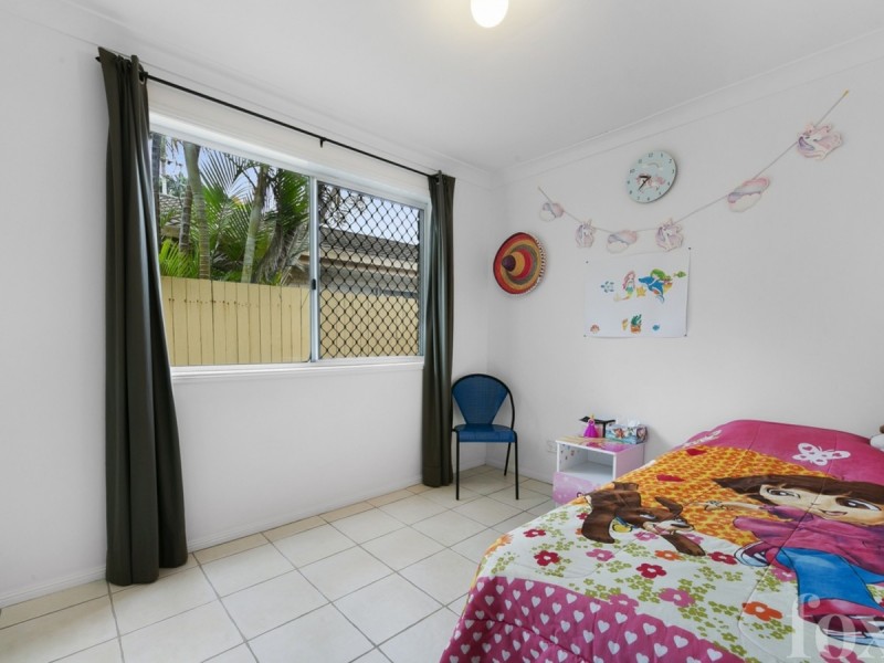 2/24 Freeman Street, Labrador QLD 4215