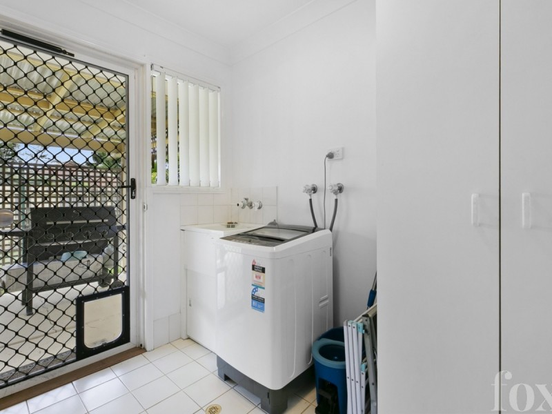 2/24 Freeman Street, Labrador QLD 4215