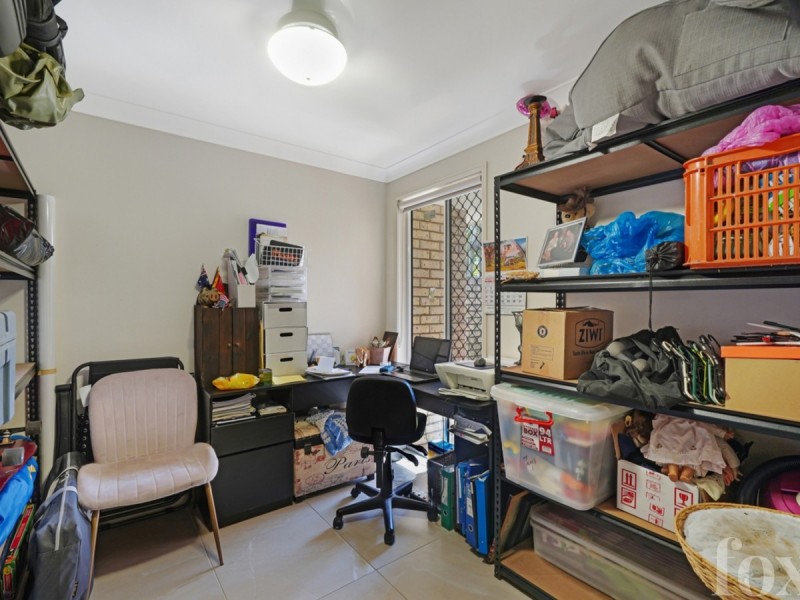 2/1 Jannie Court, Labrador QLD 4215