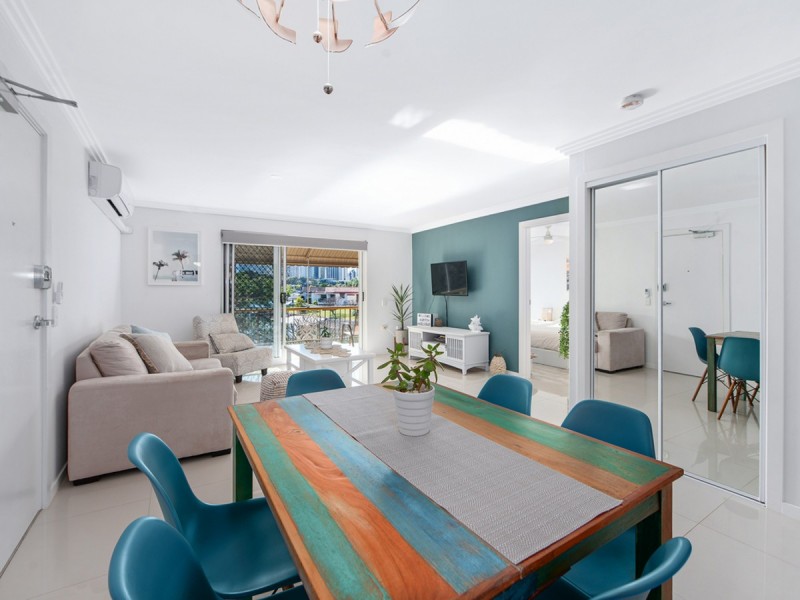 3/47 Hooker Boulevard, Broadbeach Waters QLD 4218