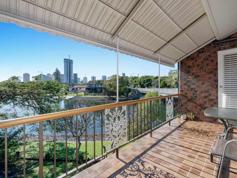 3/47 Hooker Boulevard, Broadbeach Waters QLD 4218