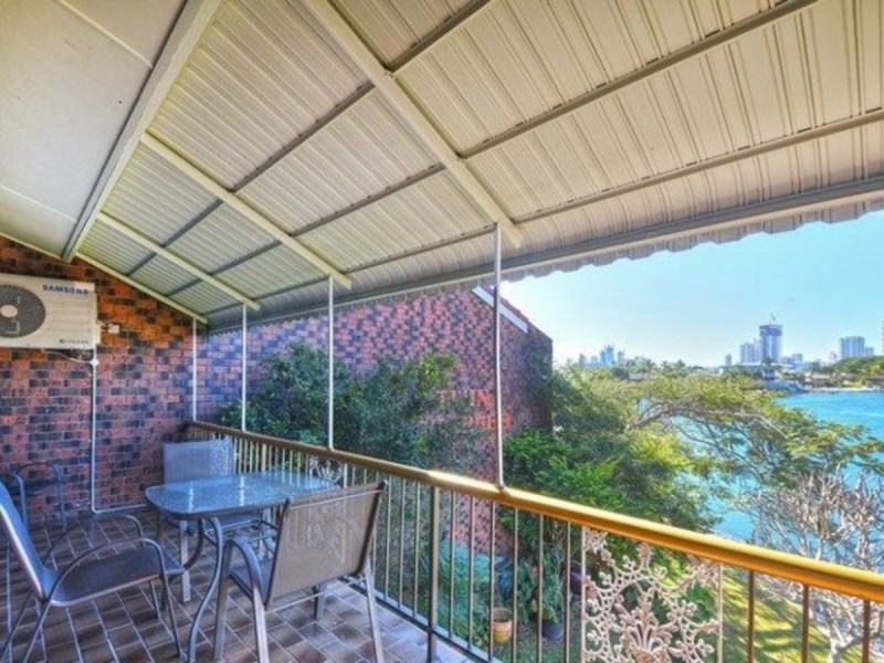 3/47 Hooker Boulevard, Broadbeach Waters QLD 4218