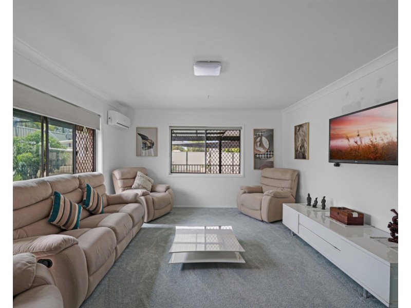1 Sturt Street, Molendinar QLD 4214