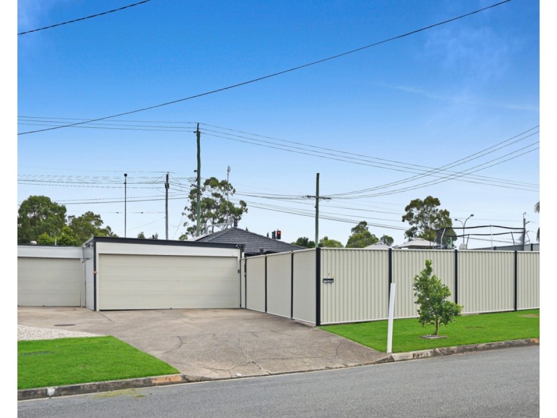 1 Sturt Street, Molendinar QLD 4214