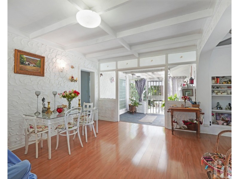 5 Lavinia Street, Southport QLD 4215