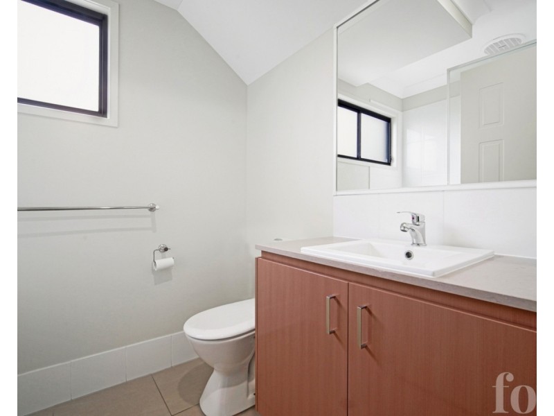 40 Hillsborough Place, Pimpama QLD 4209