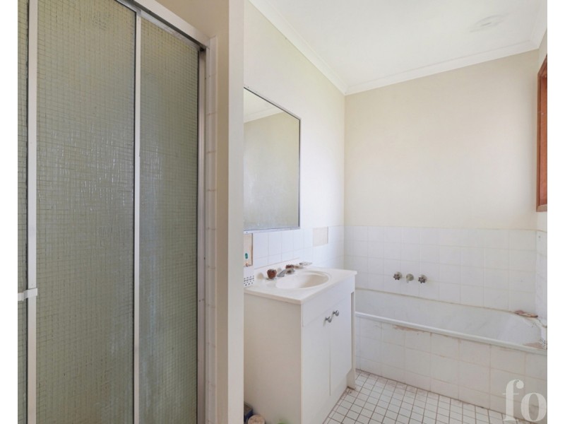 1/8 Morinda Way, Labrador QLD 4215