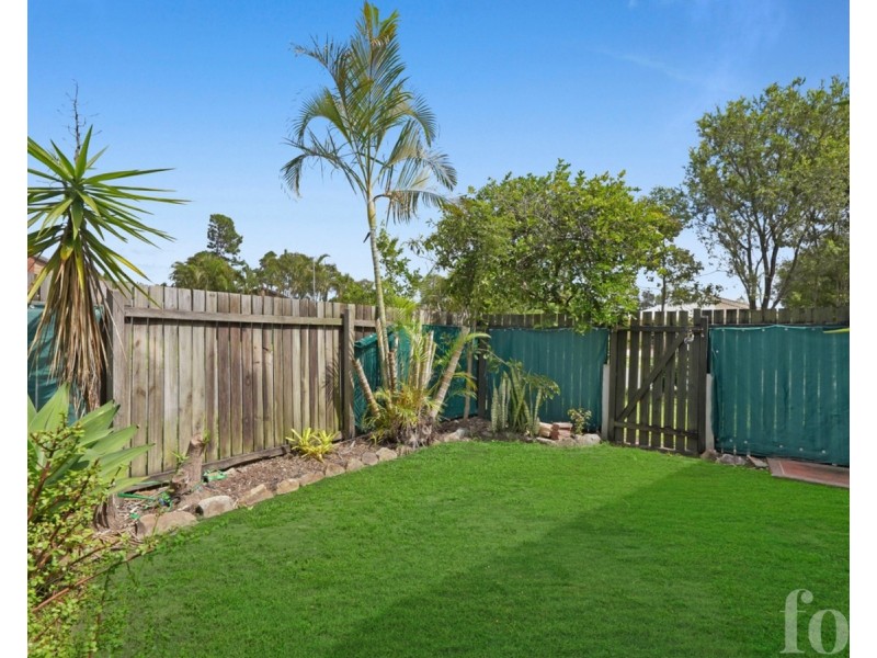 2/6 Hentdale Court, Labrador QLD 4215