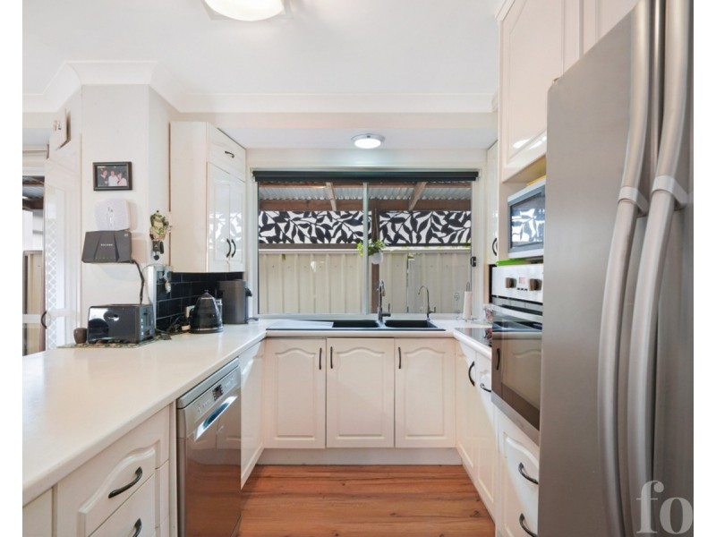 183 Greenacre Drive, Arundel QLD 4214