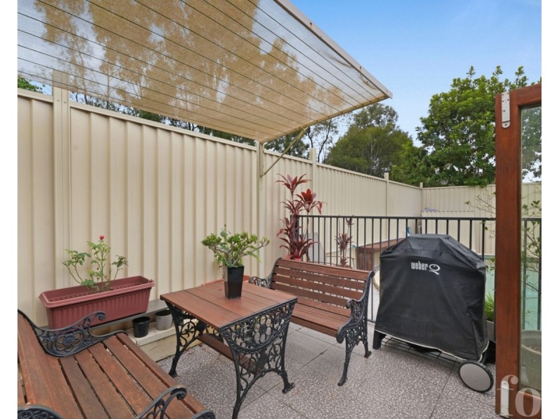 183 Greenacre Drive, Arundel QLD 4214