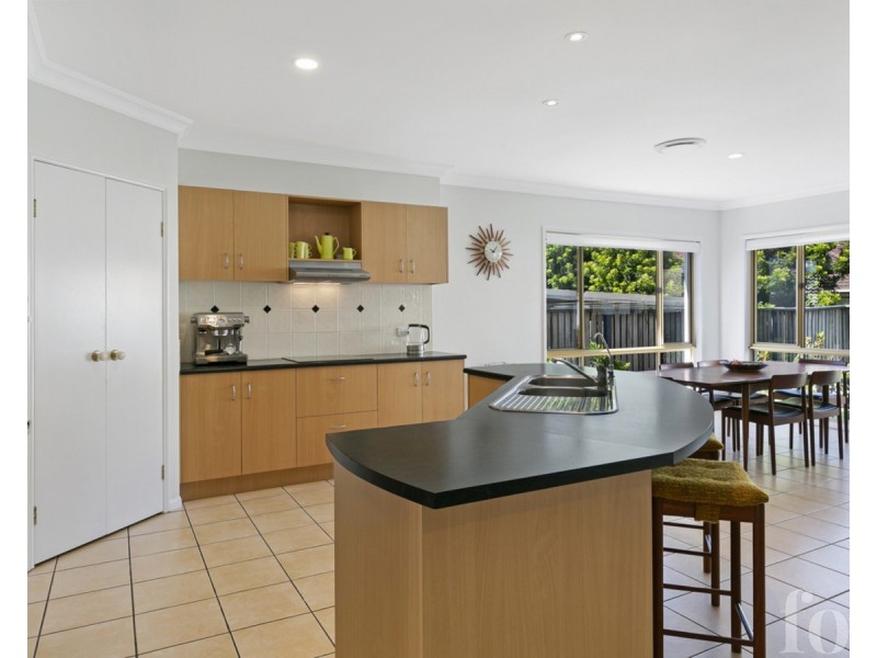 44 Crestwood Drive, Molendinar QLD 4214