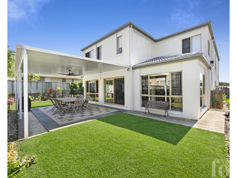 44 Crestwood Drive, Molendinar QLD 4214