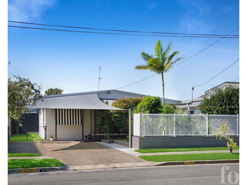20 Barnard Street, Biggera Waters QLD 4216