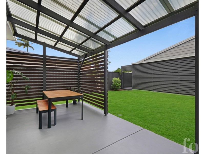 20 Barnard Street, Biggera Waters QLD 4216