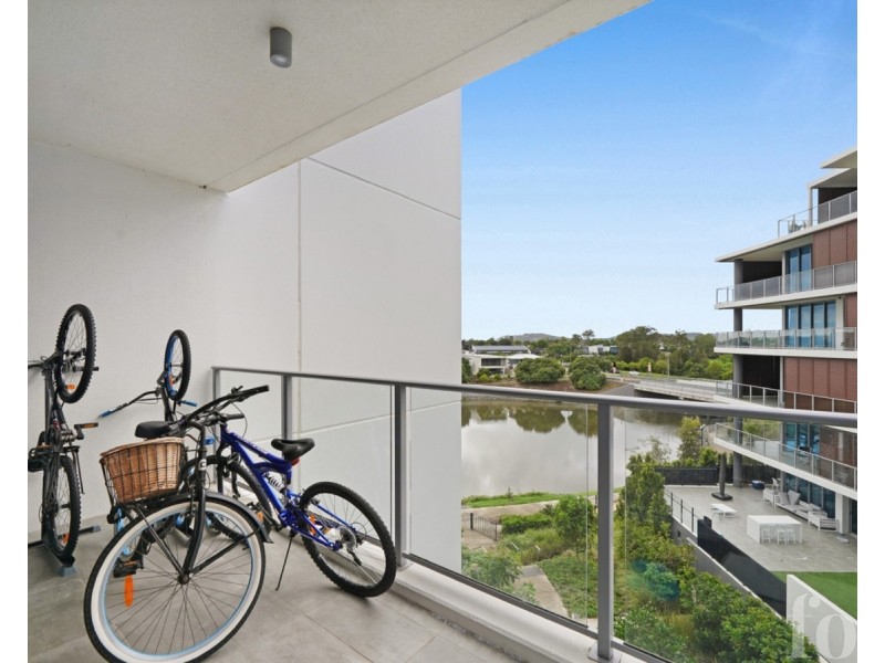 2313/397 Christine Avenue, Varsity Lakes QLD 4227