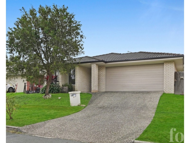 9 Banks Drive, Ormeau QLD 4208