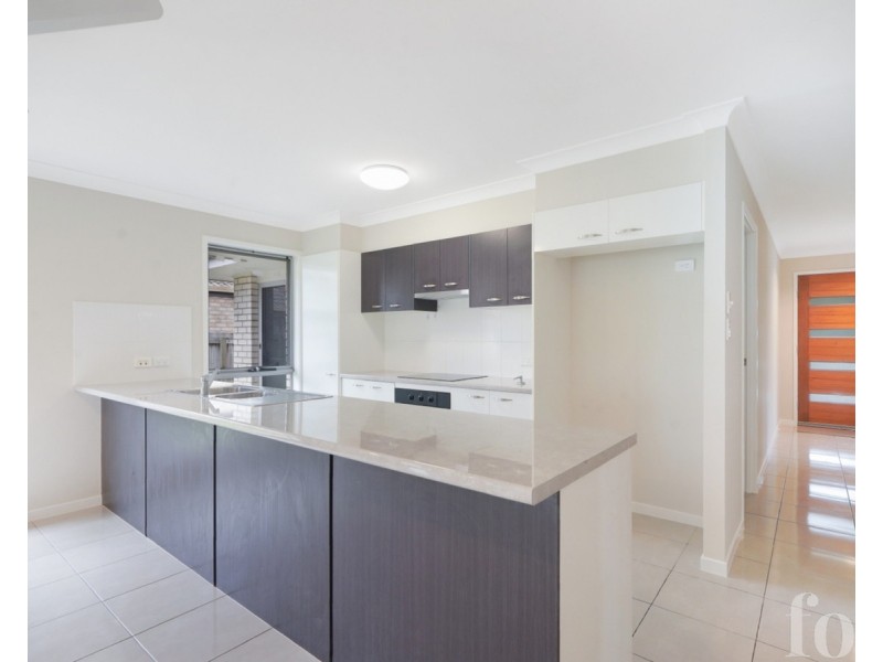 9 Banks Drive, Ormeau QLD 4208