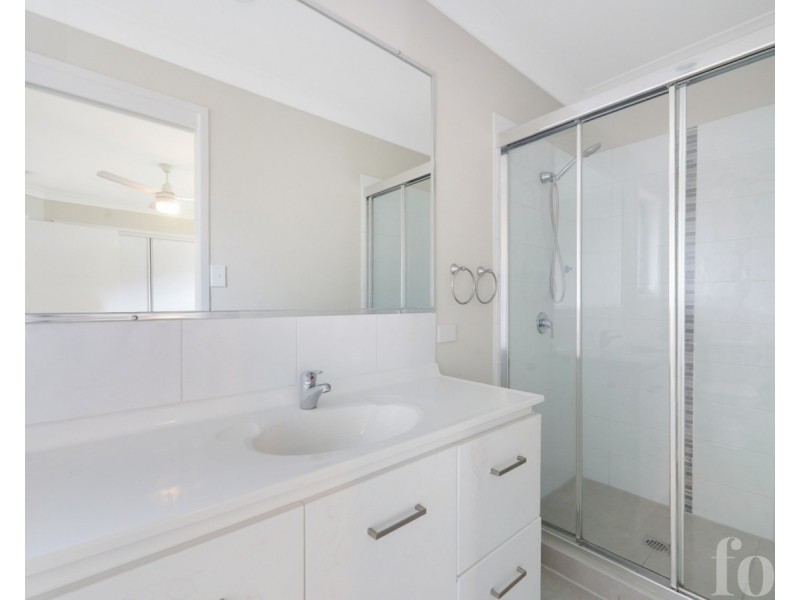 9 Banks Drive, Ormeau QLD 4208