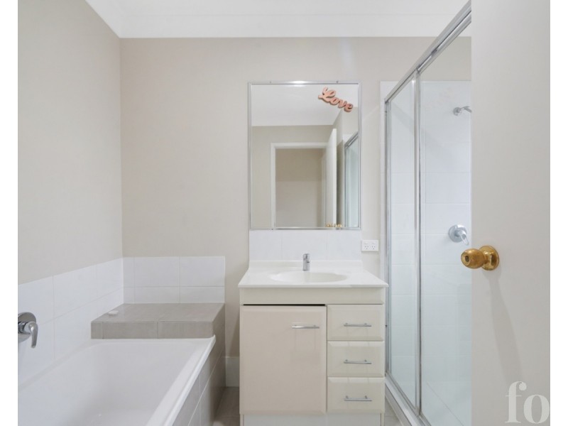 9 Banks Drive, Ormeau QLD 4208