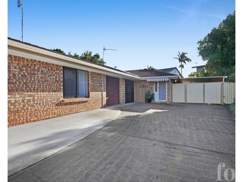 2/20 Botanical Drive, Labrador QLD 4215