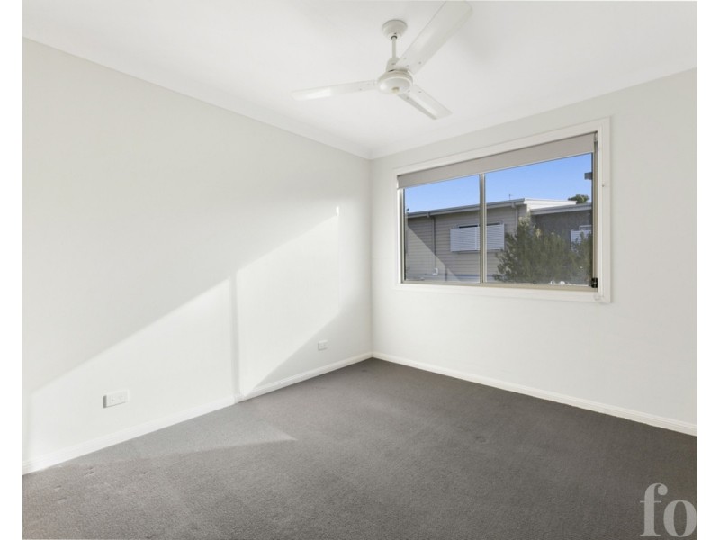2/117 Eugaree Street, Southport QLD 4215