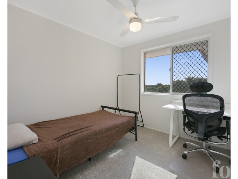 11 Jancoon Court, Carrara QLD 4211