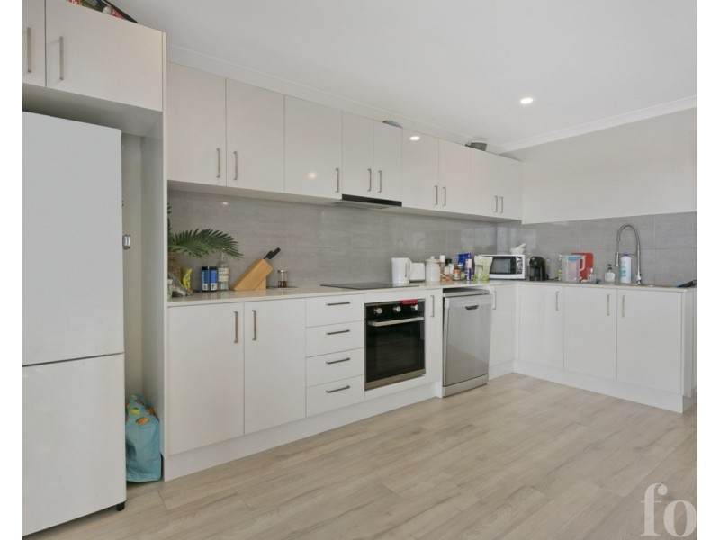 11 Jancoon Court, Carrara QLD 4211