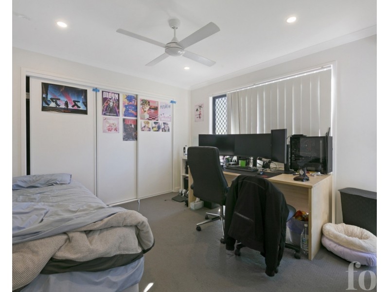 11 Jancoon Court, Carrara QLD 4211