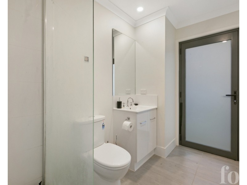 11 Jancoon Court, Carrara QLD 4211