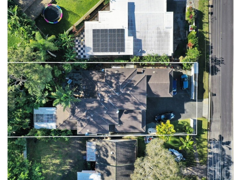 2/113 Benowa Road, Southport QLD 4215