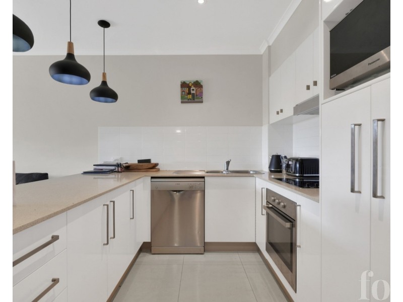 13/24-26 Parker Street, Labrador QLD 4215