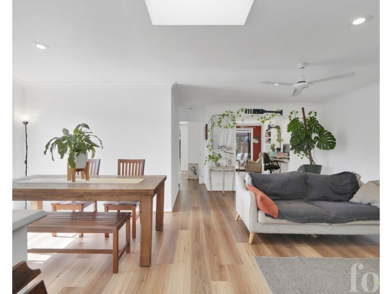 1/17 Coventry Court, Labrador QLD 4215