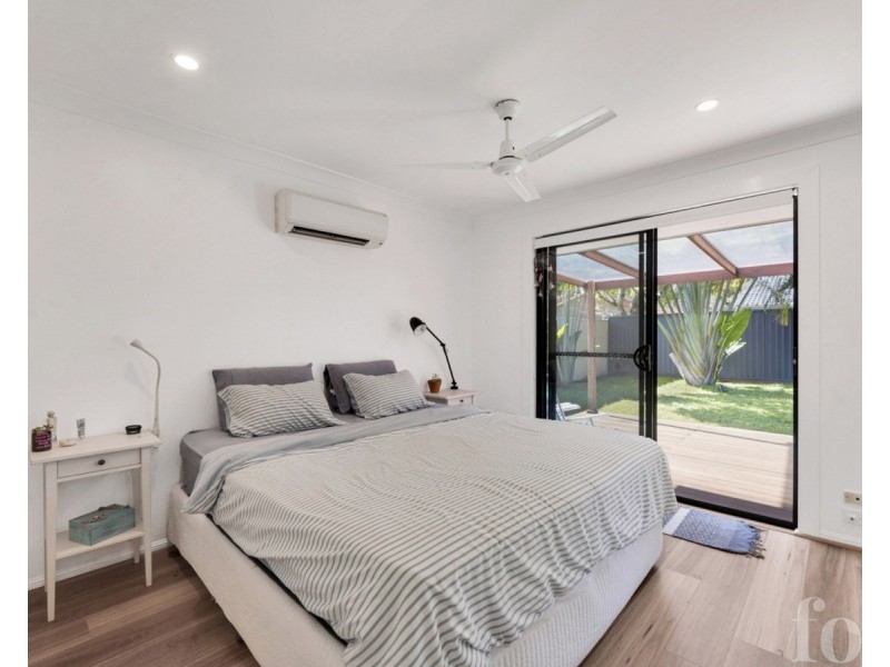 1/17 Coventry Court, Labrador QLD 4215