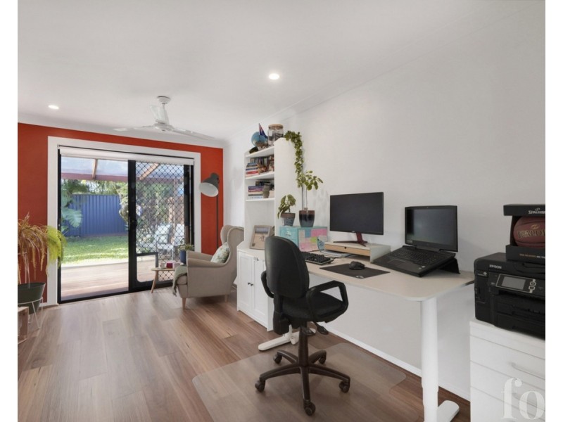 1/17 Coventry Court, Labrador QLD 4215