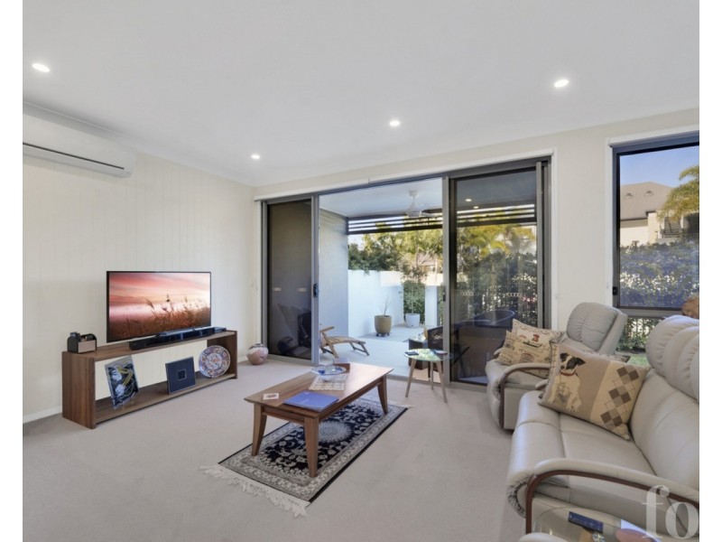14/3031 The Boulevard, Carrara QLD 4211