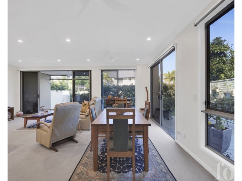 14/3031 The Boulevard, Carrara QLD 4211