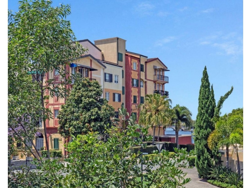 14/3031 The Boulevard, Carrara QLD 4211