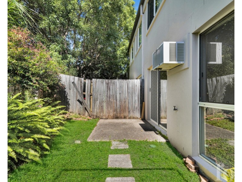 9/97 – 99 Eugaree Street, Southport QLD 4215