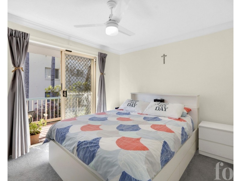 4/144 Marine Parade, Southport QLD 4215