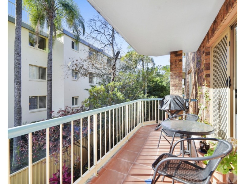 4/144 Marine Parade, Southport QLD 4215