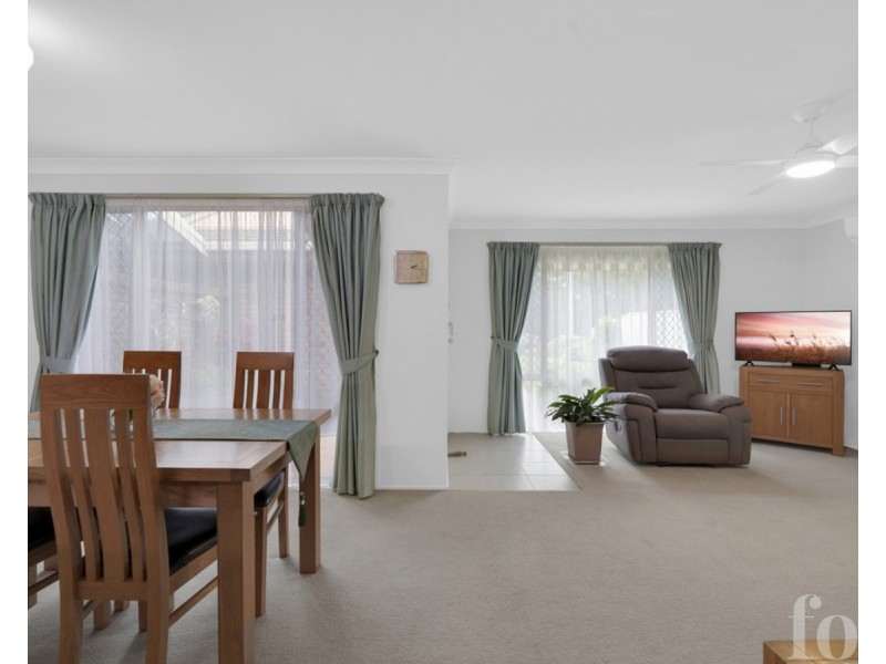 2/33 Binstead Drive, Southport QLD 4215