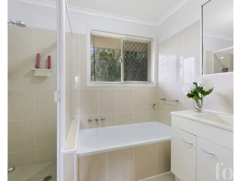 6/63 Olsen Avenue, Labrador QLD 4215