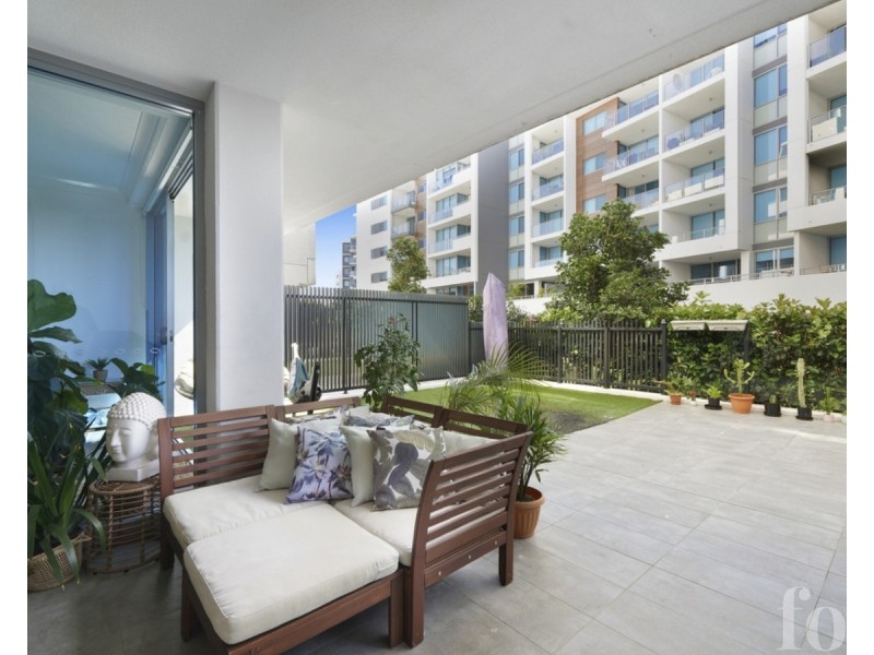 3006/397 Christine Avenue, Varsity Lakes QLD 4227