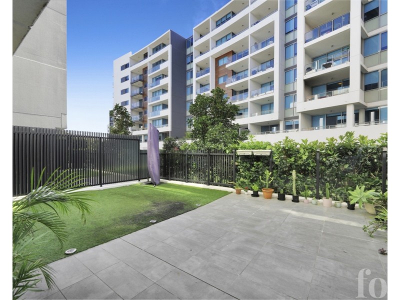 3006/397 Christine Avenue, Varsity Lakes QLD 4227