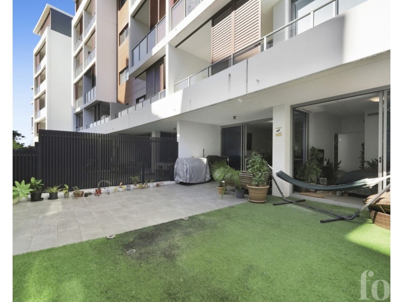 3006/397 Christine Avenue, Varsity Lakes QLD 4227