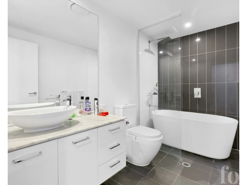 11301/5 Harbourside Court, Biggera Waters QLD 4216