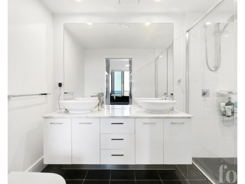 11301/5 Harbourside Court, Biggera Waters QLD 4216