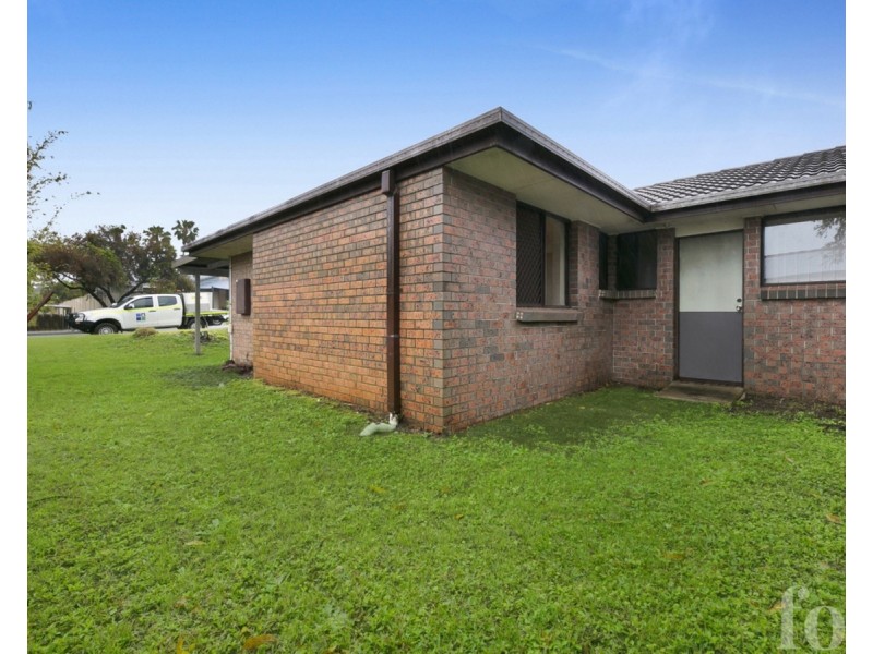 1/8 Morinda Way, Labrador QLD 4215